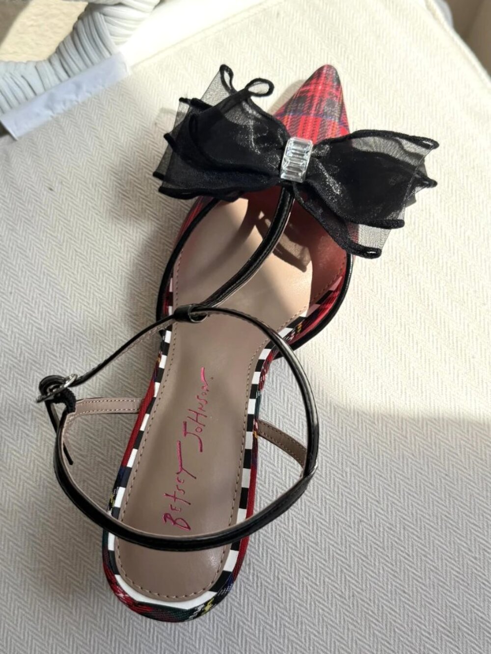Betsey Johnson Lillyan Women's Red Plaid Tartan Bow Heels Shoes Size 8.5 New - Picture 5 of 16